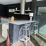 Sublime With Pool And Jacuzzi Villa