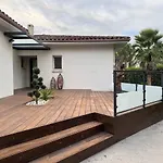 Villa Sublime With Pool And Jacuzzi Juvignac