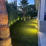 Sublime With Pool And Jacuzzi Villa *