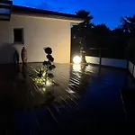 Villa Sublime With Pool And Jacuzzi *