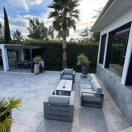 Vila Sublime With Pool And Jacuzzi Juvignac