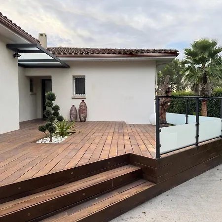 Vila Sublime With Pool And Jacuzzi Juvignac